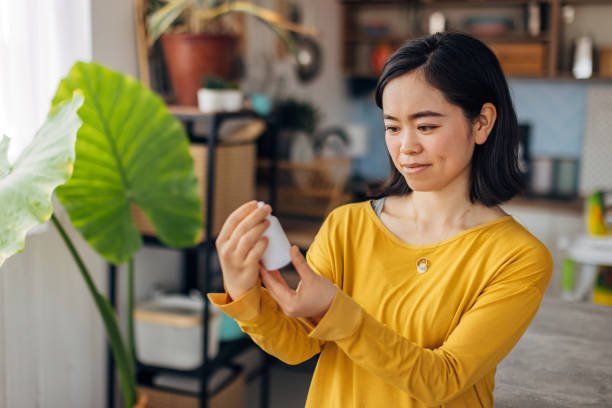 Does Niacinamide Expire? Here Is What Happens to Your Serum