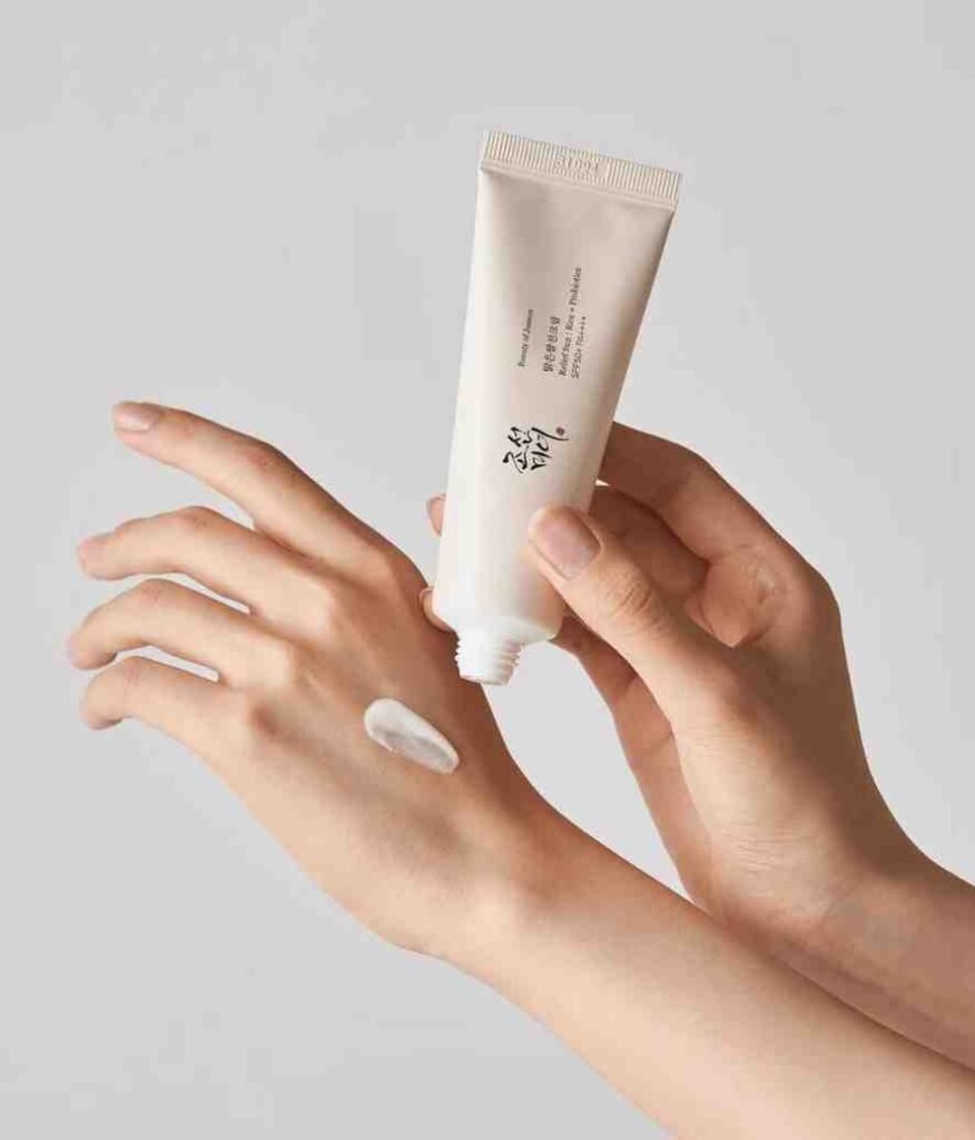 Moisturizing sunscreen used during winter skincare routine